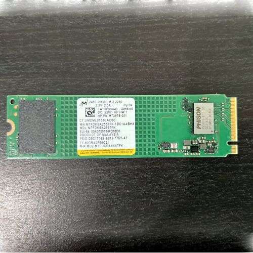 Micron 2450 NVMe 256GB 2280 M.2 PCIe Gen4 x4 SSD (MTFDKBA256TFK) (only 10 hours of uses)