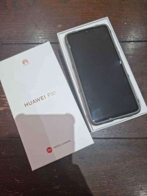 Huawei P30 128gb rom, 6gb ram, Screen protector (Black) -in the box- WITH GOOGLE!!