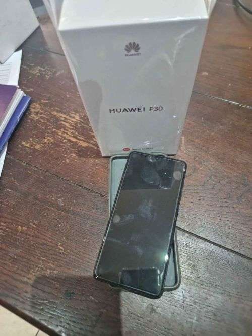 Huawei P30 128gb rom, 6gb ram, Screen protector (Black) -in the box- WITH GOOGLE!!
