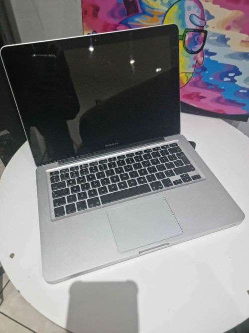 APPLE MACBOOK PRO 13` LATE 2011 CORE I5, 16GB RAM, 500GB SSD!!! FREE BAG!!
