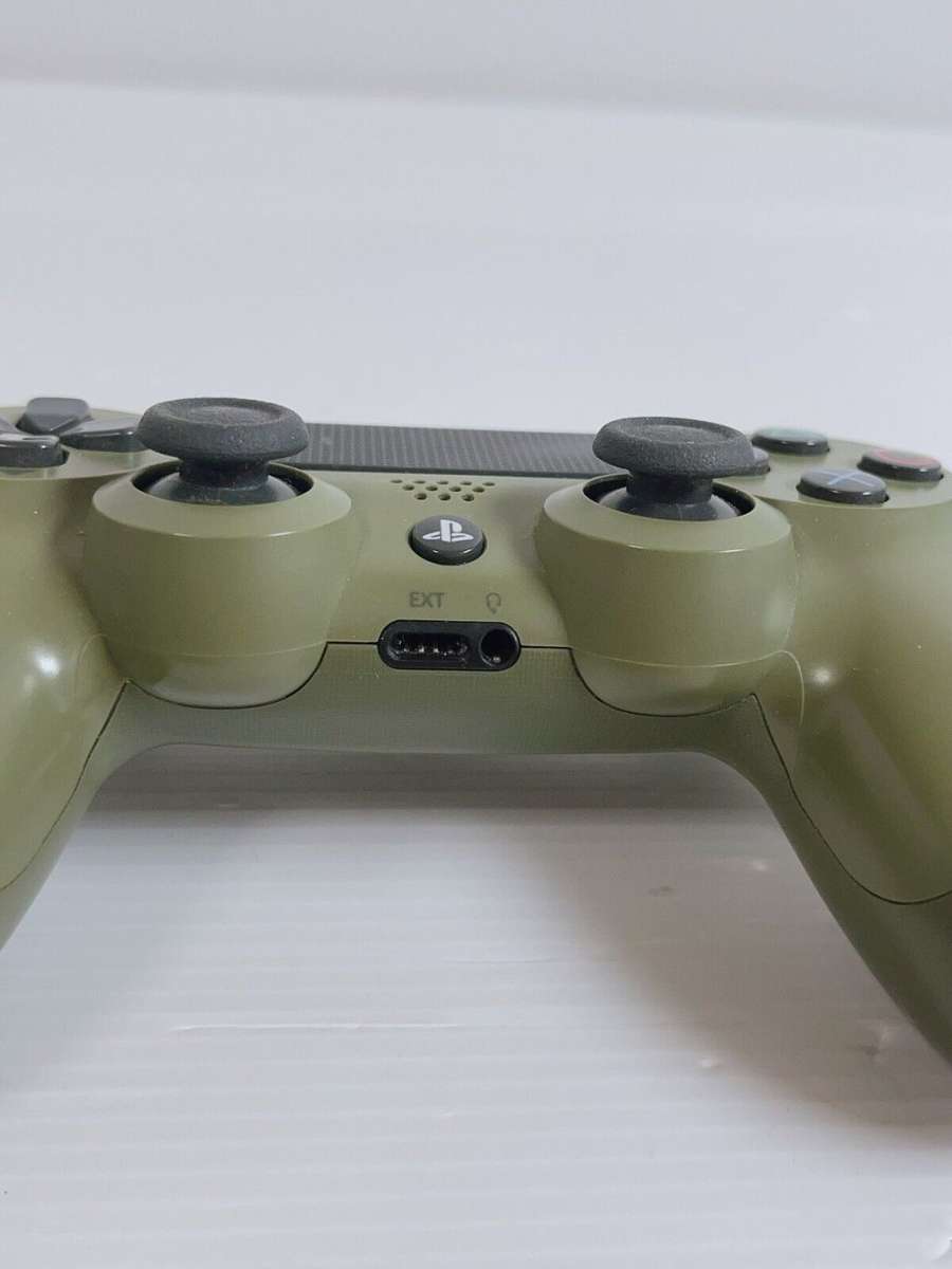 ps4 wireless controller V2 (great condition)- GREAT DEALS!!