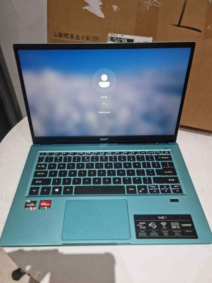 Acer swift 3 sf314 14` amd 8 cores ryzen 7 5700u 512gb nvme ssd 8gb ram windows 10 in the box!!