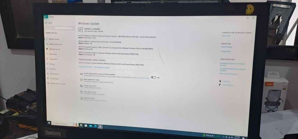 LENOVO THINKCENTRE M90z AIO (23`)DUAL CORE I5, 4GB RAM, 250GB HDD!!! GREAT DEAL