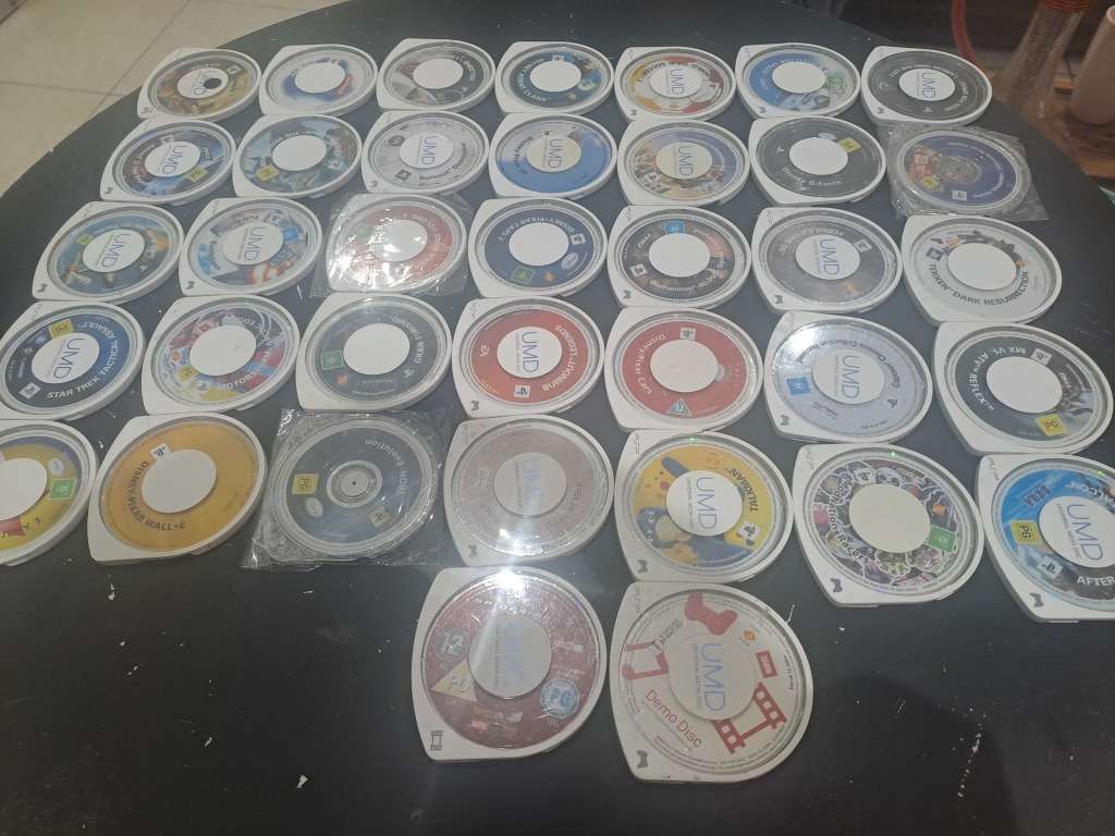 50X PSP UMD GAMES BUNDLE # RANDOM GAMES -MEGA DEALS!!