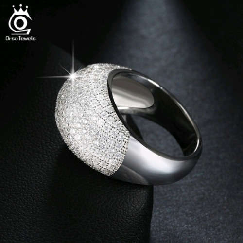 Diamond Studded Ring... Brand New...***R1...NO RESERVE***