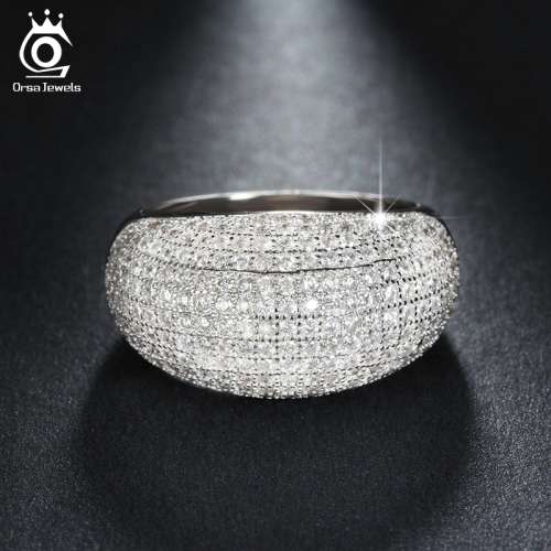 Diamond Studded Ring... Brand New...***R1...NO RESERVE***