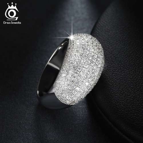 Diamond Studded Ring... Brand New...***R1...NO RESERVE***