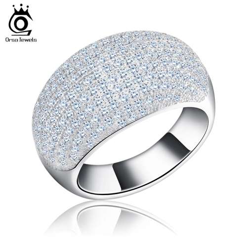 Diamond Studded Ring... Brand New...***R1...NO RESERVE***