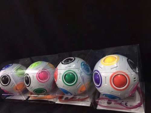 Fidget Ball... Brand New! IDEAL GIFT FOR KIDS ***R10 Increments ... NO RESERVE***
