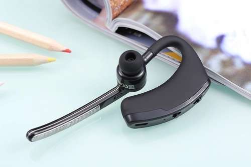 Bluetooth Earset. Brand New. ***R15 Bid Increments ... NO RESERVE***