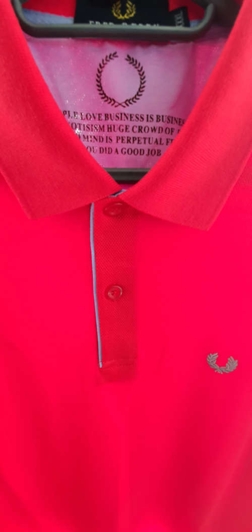 FRED PERRY Golfer ***SA Size - XL*** RED