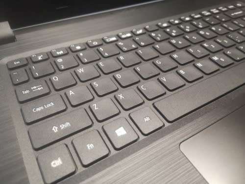 *BRAND NEW* *ACER ASPIRE 1 *LATEST 8TH GEN *N4000 *64GB *4GB RAM *FULL HD *UHD GRAPHICS *WARRANTY **