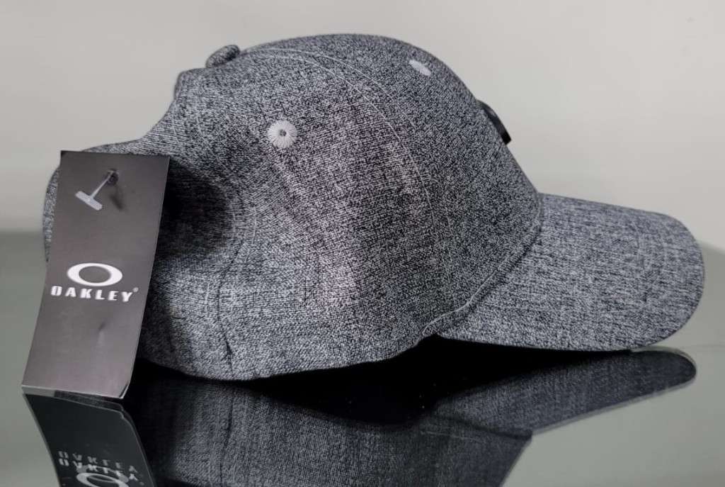 Oakley Light Grey Cap