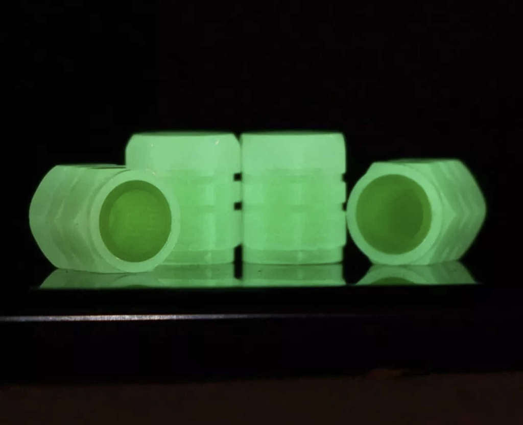 Glow-in-the-Dark Tyre Valve Caps