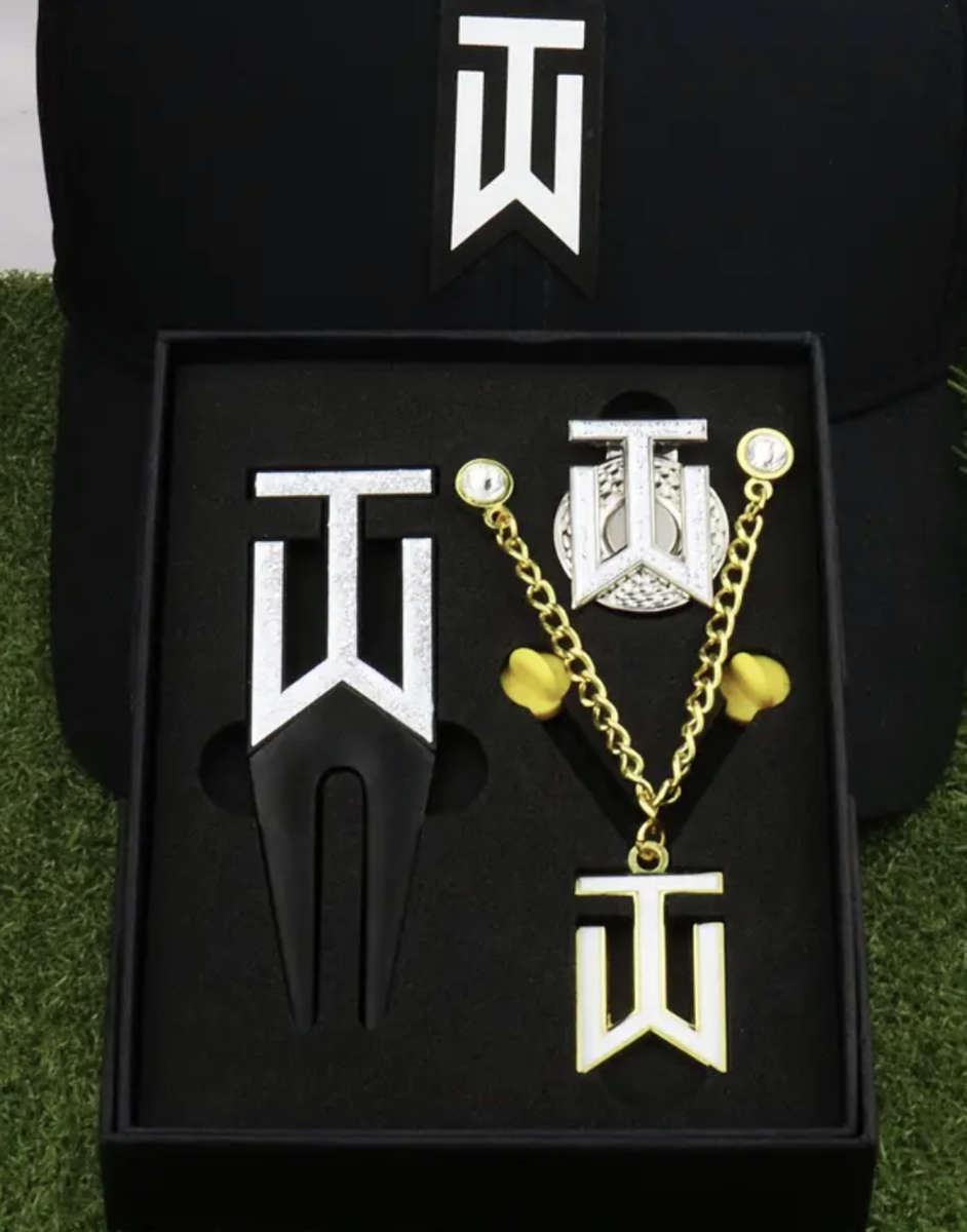 ***GOLF*** Tiger Woods Gift Set