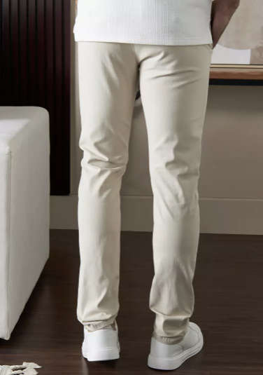MAX DUBAI Skinny Fit Chinos (Cream/Oatmeal)
