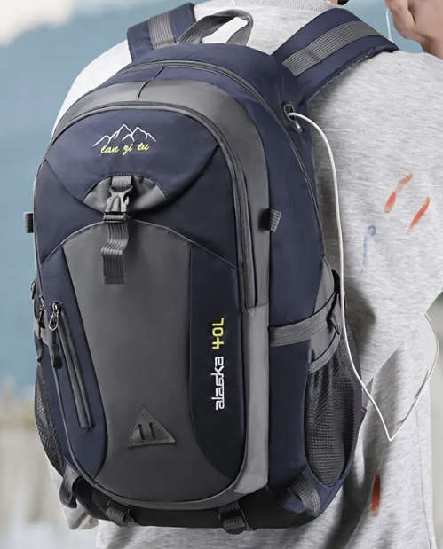 40L Unisex Water Resistant Travel / Hiking Backpack (Dark Blue)