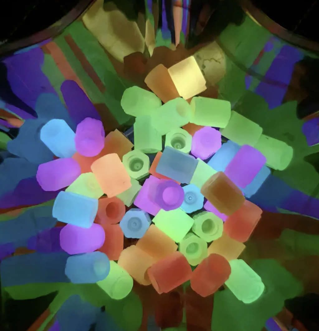 Star Orange Glow-in-the-Dark Tyre Valve Cap