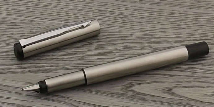 Vintage Inspired Stainless Steel Fountain Pen