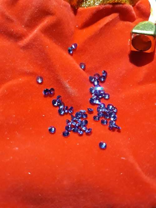 Stunning 2.5 mm 0.6 ct natural Tanzanite