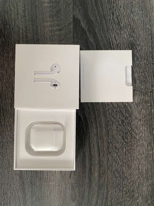 iPhone X 64GB white with Airpods and accesories