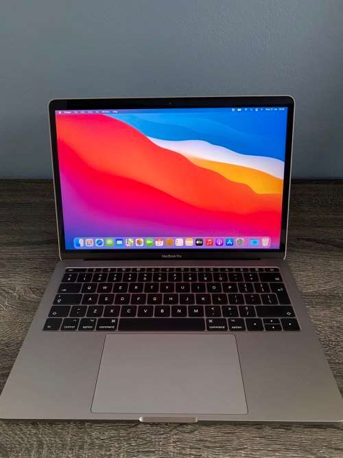 MacBook Pro 13-inch, 2017, Two Thunderbolt 3 ports