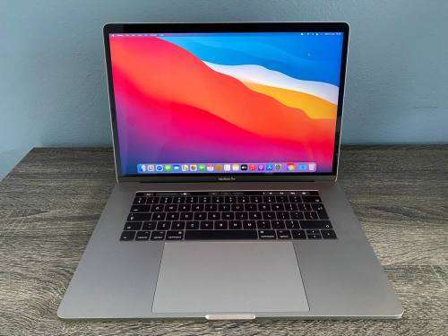MacBook Pro 15-inch, 2017 with touch bar