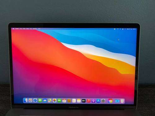 MacBook Pro 15-inch, 2017 with touch bar