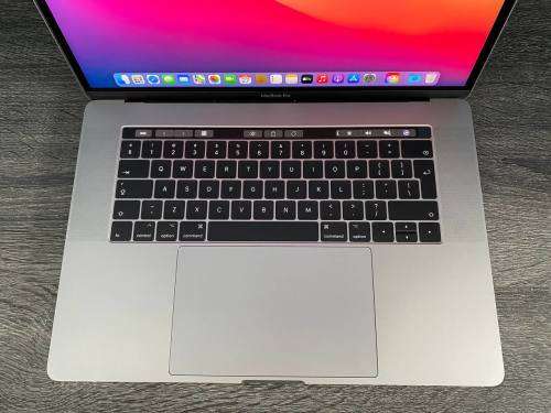 MacBook Pro 15-inch, 2017 with touch bar