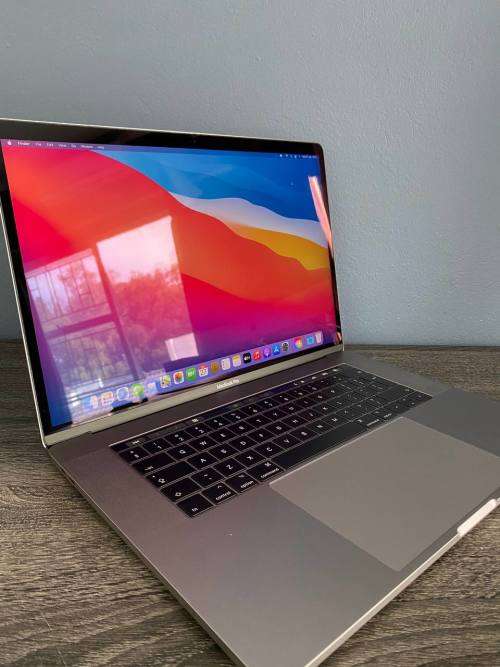 MacBook Pro 15-inch, 2017 with touch bar