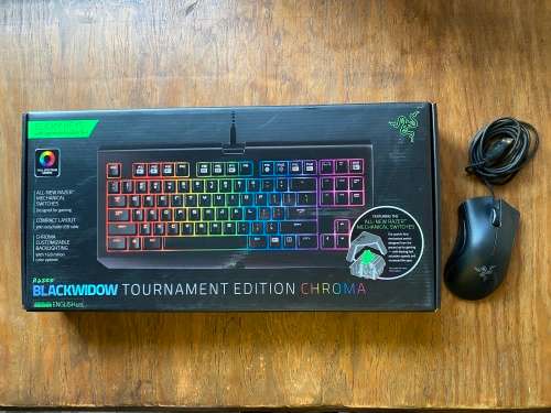 Razer Blackwidow Chroma Tournament Edition with Razer DeathAdder Chroma Mouse