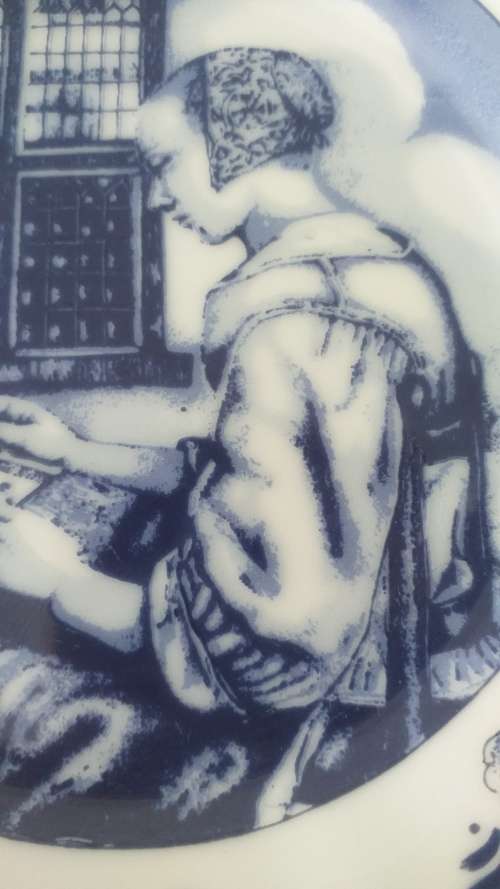 DELFT HOLLAND `THE LACE MAKER` SMALL PLATE