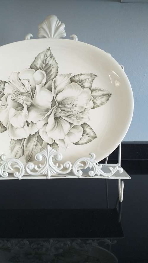 STUNNING!!!!! RARE VINTAGE LARGE JOHNSON BROTHERS `CAMELLIA GREEN` PLATTER 36CM