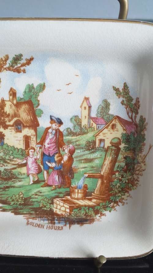 LANCASTER and SANDLAND LTD STAFFORDSHIRE ENGLAND `SANDLAND WARE` BUTTER DISH