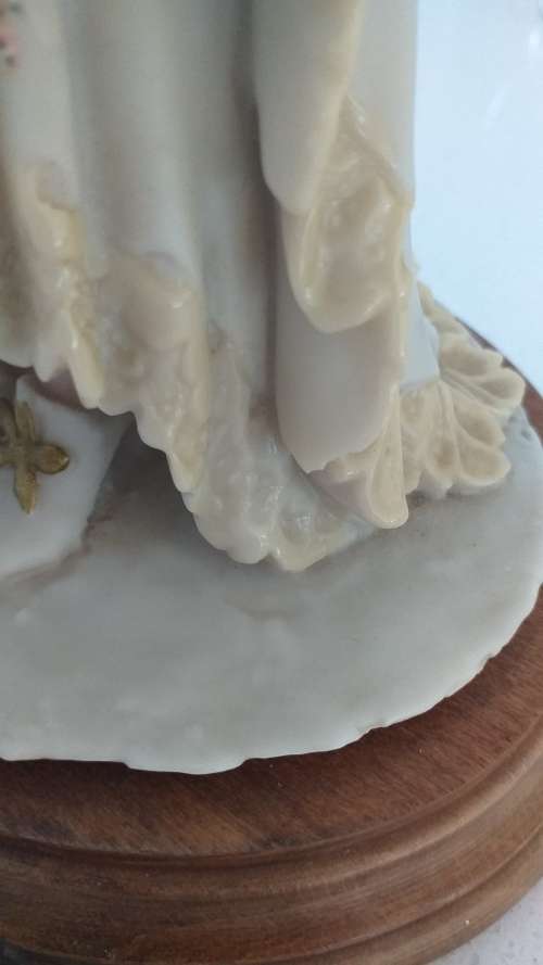 VINTAGE RARE 1970`s SIGNED AURO BELCARI YOUNG BRIDE and GROOM COPODIMONTE FIGURINE