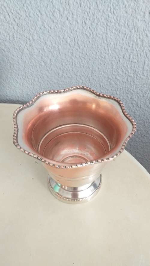 Magnificent!!! VINERS OF SHEFFIELD MINIATURE WINE COOLER CORPORATE MARK `ALPHA`