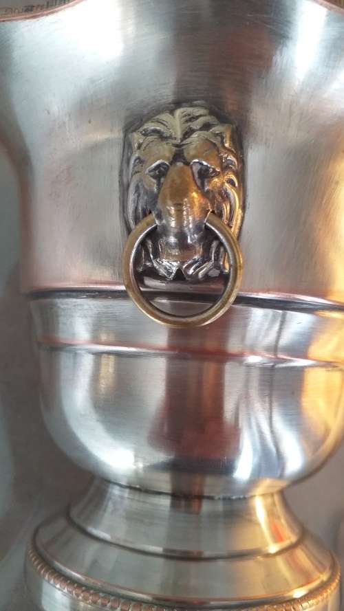 Magnificent!!! VINERS OF SHEFFIELD MINIATURE WINE COOLER CORPORATE MARK `ALPHA`