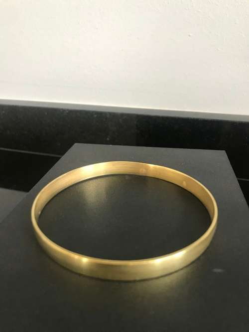 BEAUTIFUL VINTAGE 1960`s BRANGLE ALTHOUGH STAMPED 9CT AND THE BRITISH 375 `DOES NOT TEST AS GOLD`