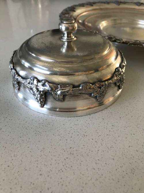 VINTAGE!! SERANCO-SP.ONC LARGE SNACK PLATTER WITH CHEESE DISH - MAGNIFICENT DETAILED!!!