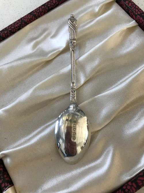 `ANTIQUE` BOXED SET OF 6 EPNS APOSTLE TEASPOONS - MADE IN ENGLAND - 1920s