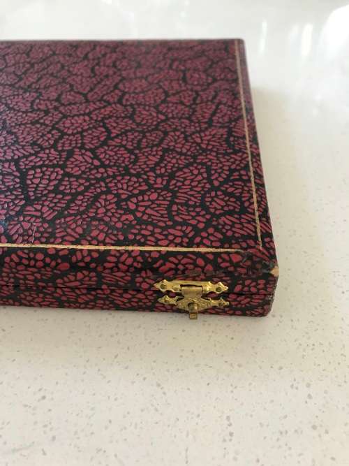 `ANTIQUE` BOXED SET OF 6 EPNS APOSTLE TEASPOONS - MADE IN ENGLAND - 1920s