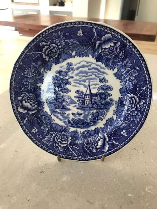 REPLACEMENT/COLLECTORS ITEM - ARABIA FINLAND BLUE AND WHITE PORCELAIN BREAD AND BUTTER/SIDE PLATE
