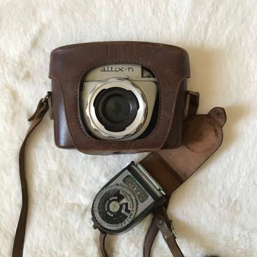 BUNDLE OF FILM CAMERAS