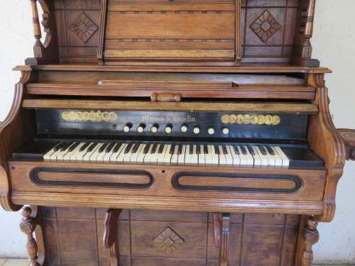 Mason Hamlim Pump Organ Serial Number 46975