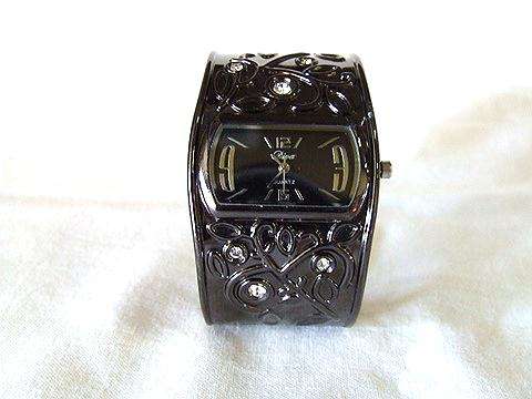 *** ELEGANT *** DIVA QUARTZ WATCH *** for LADIES *** COLOUR (BLACK) ***