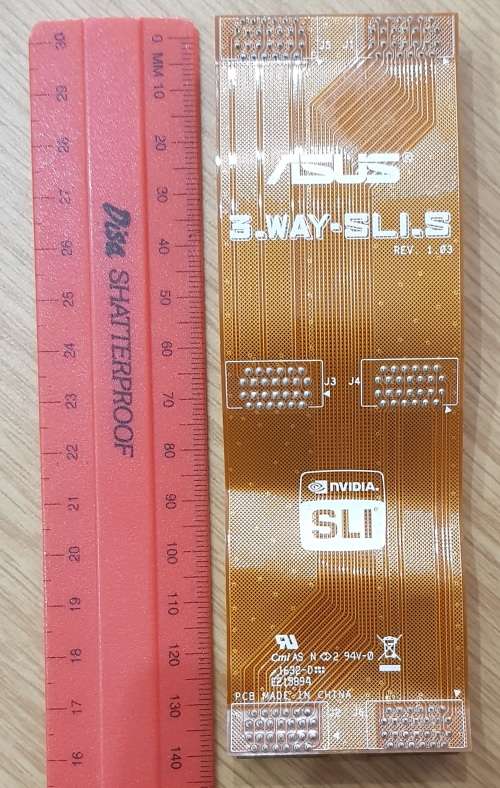ASUS 3/2 Way Flexible SLI Adapter/Bridge