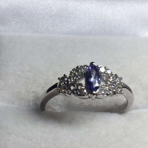 Flawless 14ct White Gold Tanzanite & Diamond Ring