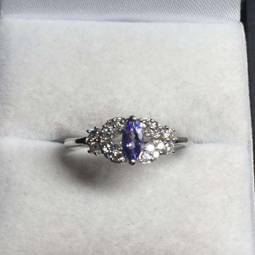 Flawless 14ct White Gold Tanzanite & Diamond Ring