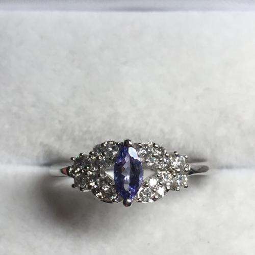 Flawless 14ct White Gold Tanzanite & Diamond Ring
