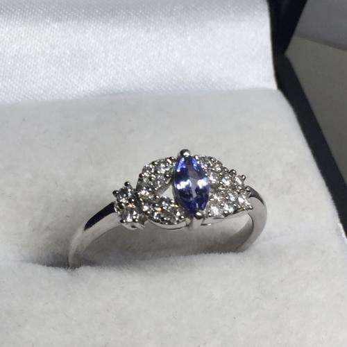 Flawless 14ct White Gold Tanzanite & Diamond Ring